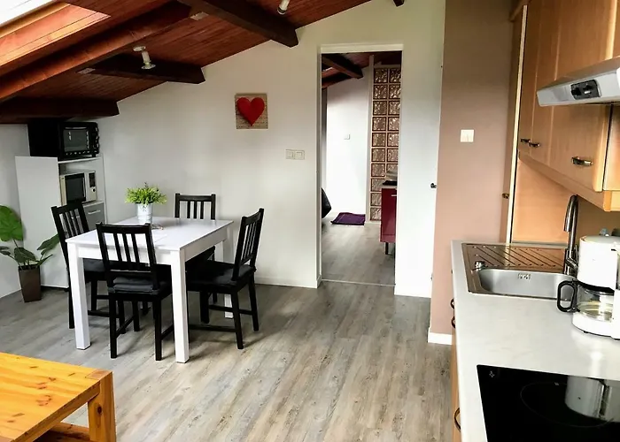 Apartman De Larmonys *